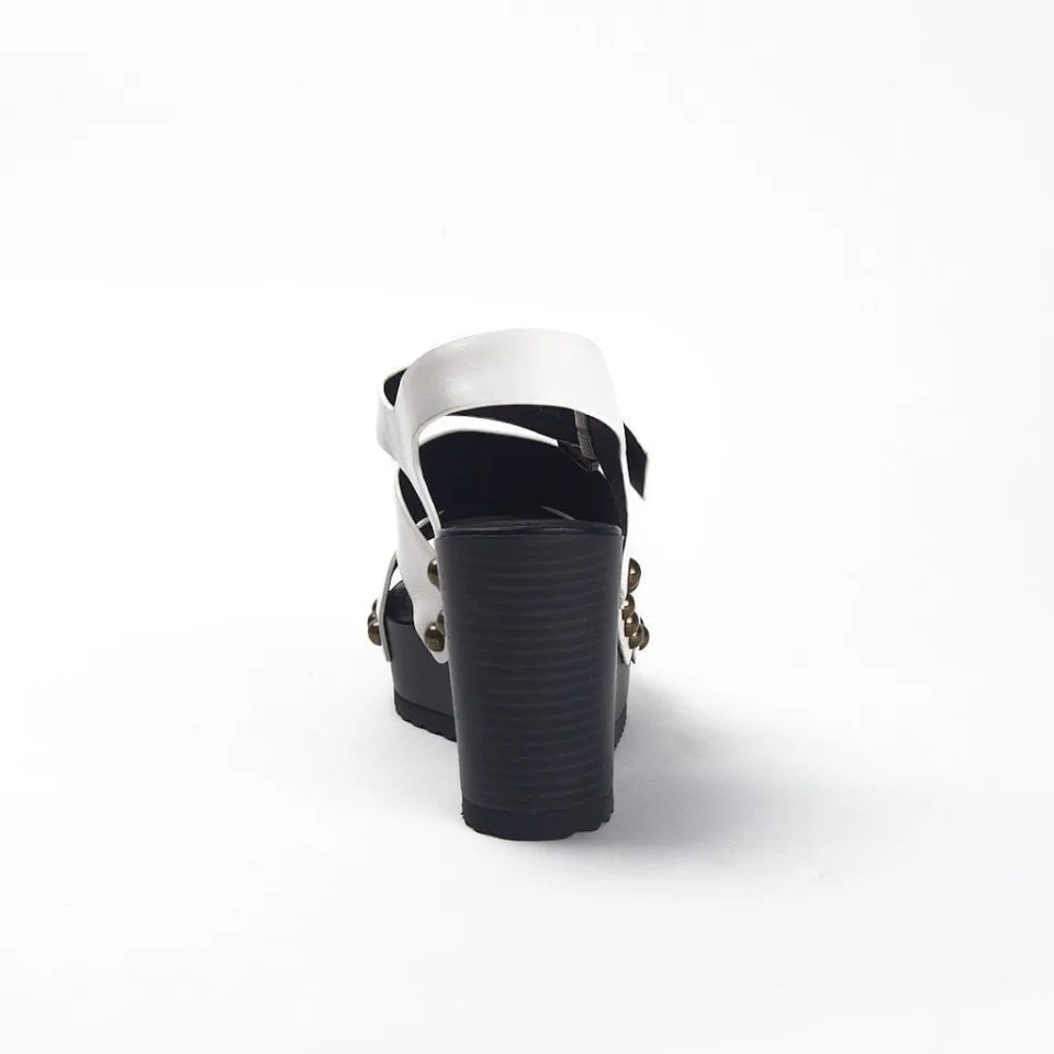 Cecelia New York Artsy Online