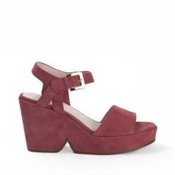 Cecelia New York Betty Online