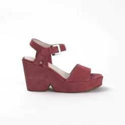 Cecelia New York Betty Online