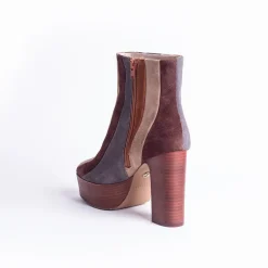 Cecelia New York Carcie