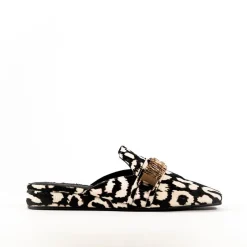 Cecelia New York Flipper Online