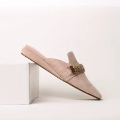 Cecelia New York Flipper Hot