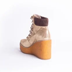 Cecelia New York Hidden Hot