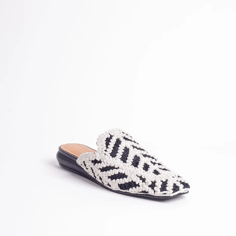 Cecelia New York Nelly Best