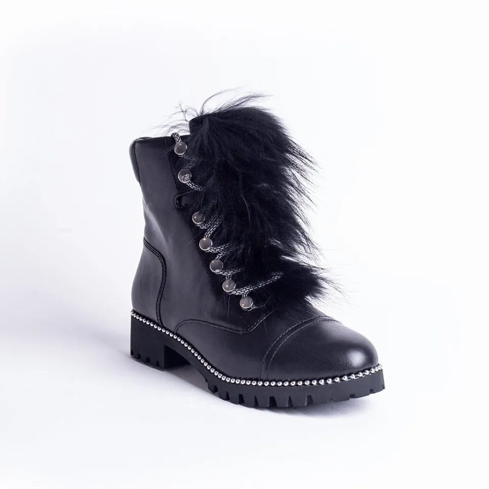 Cecelia New York Trekker Best