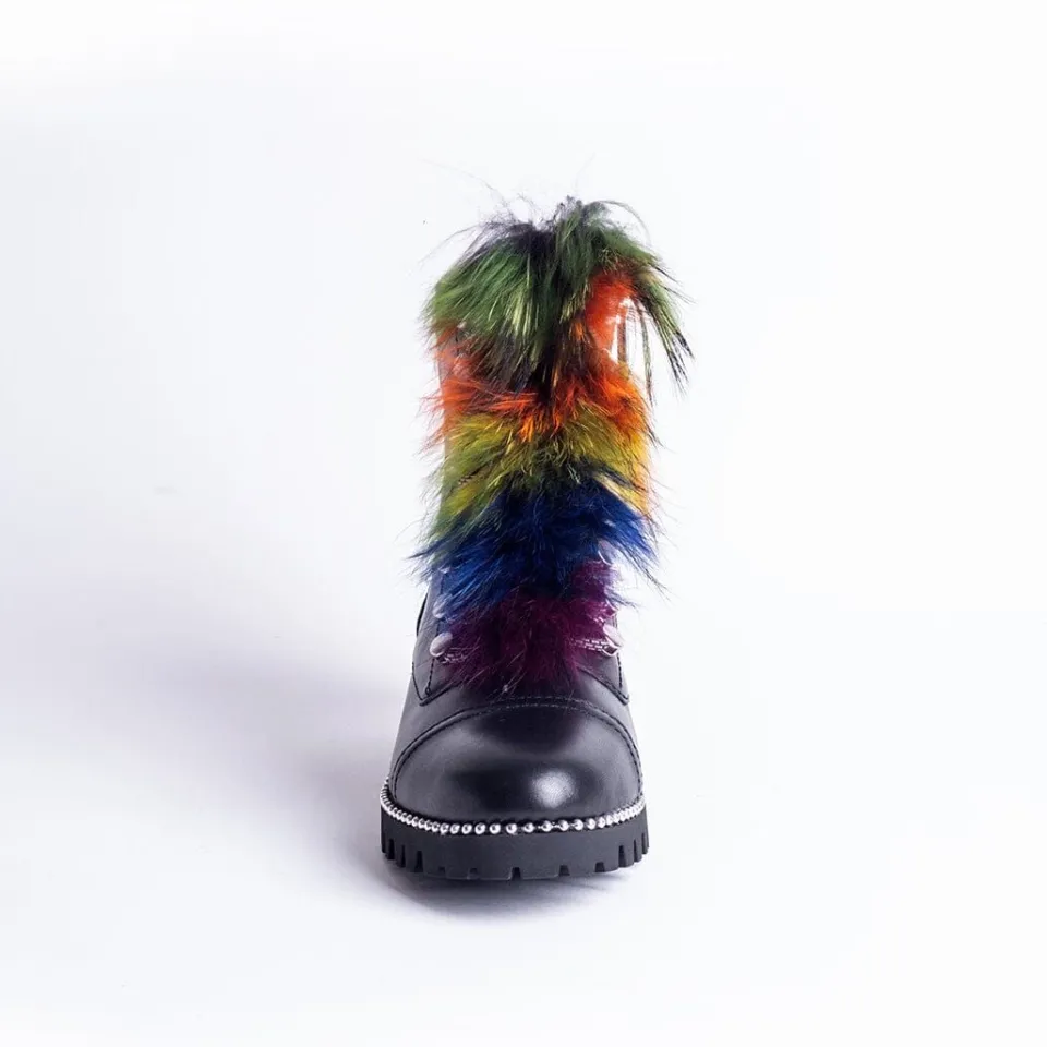 Cecelia New York Trekker Online