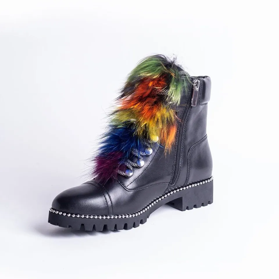 Cecelia New York Trekker Online