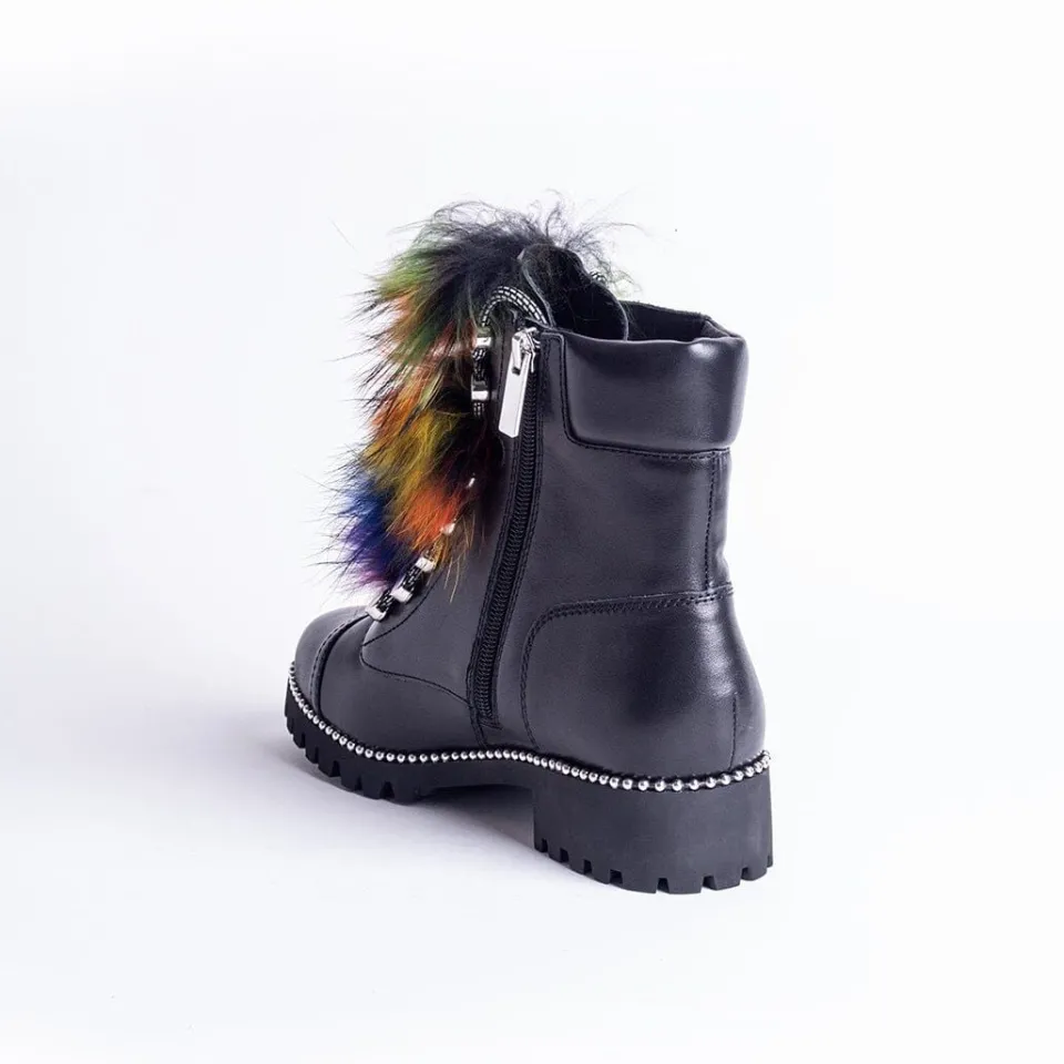 Cecelia New York Trekker Online