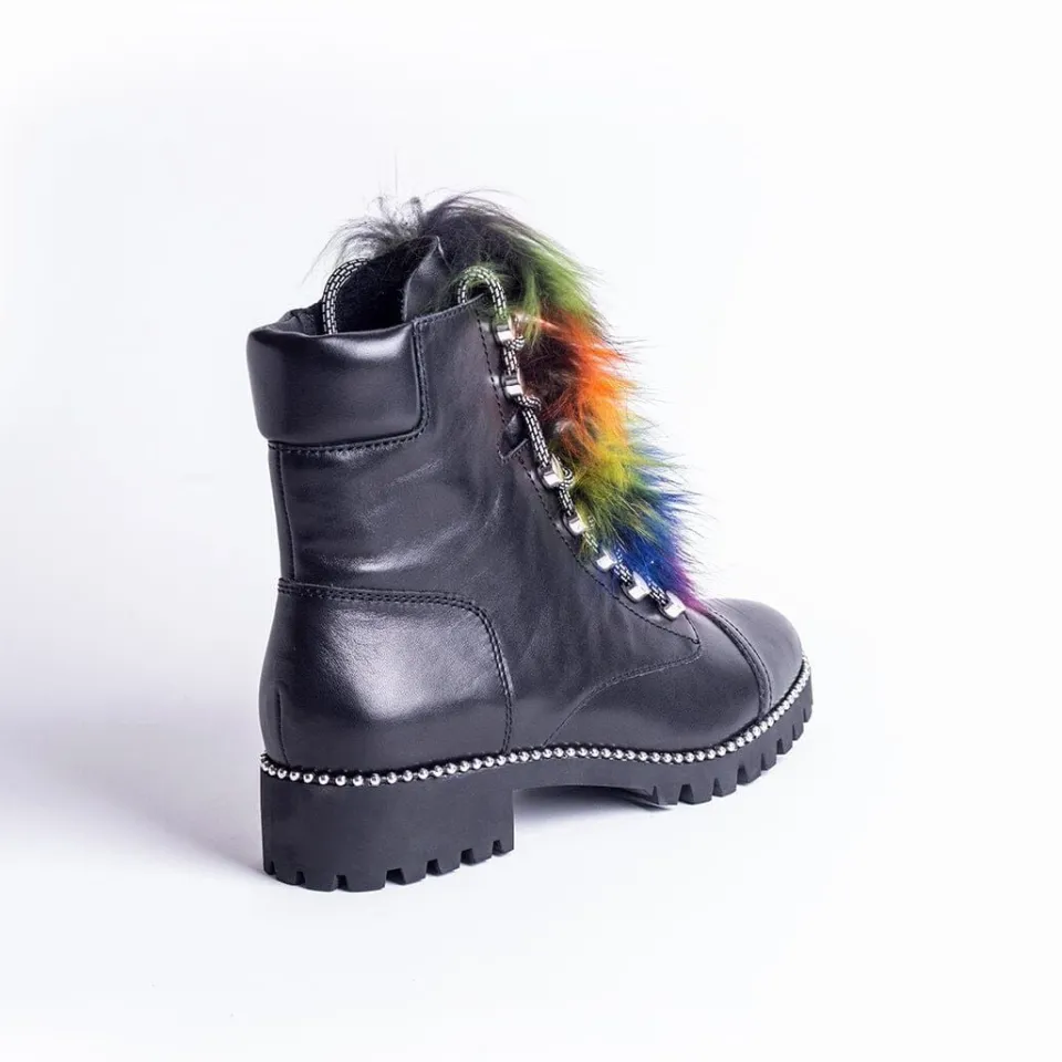 Cecelia New York Trekker Online